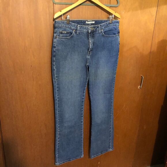 90s Vintage Lee Classic Denim Wash Bootcut Jeans size 14 - Picture 2 of 6